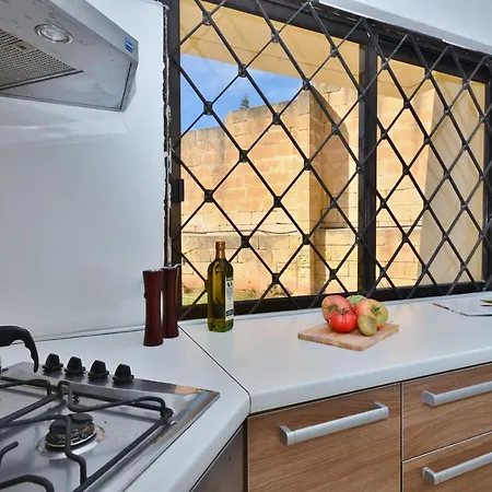 City Living Tk 1 Rm 5 Vendégház San Ġiljan