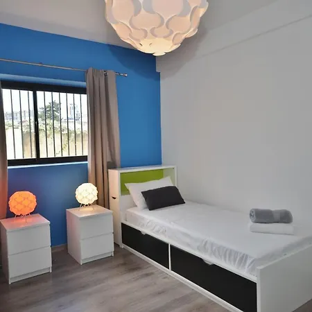 City Living Tk 1 Rm 5 3*